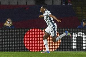 九游娱乐-2射1传！邓弗里斯当选欧冠本周最佳球员