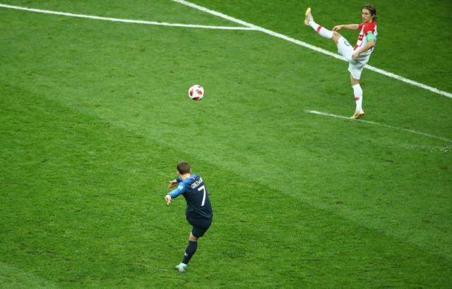 【揭秘】格列兹曼有葡国血统 他险成C罗国家队队友